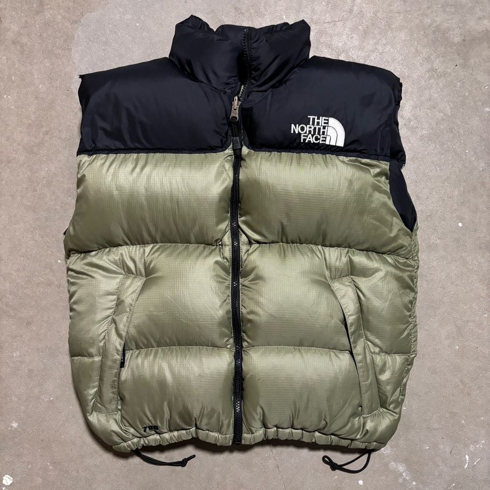 The North Face 1996 Retro Nuptse
Puffer Vest Green Women’s Granola Girl Outdoor